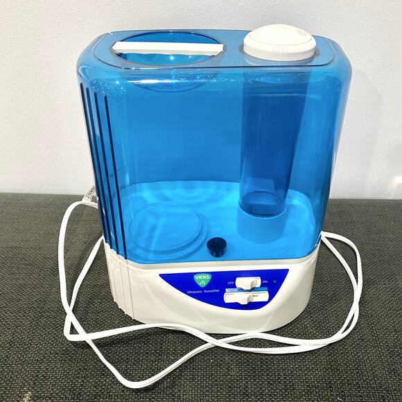 Vicks Ultrasonic Cool Mist Humidifier 1.7 Gallons - Picture 4 of 8